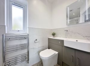 Photo 24- click for photo gallery